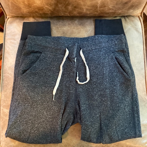 J. Crew Pants - Jcrew joggers / sweatpants - pockets and cuffs